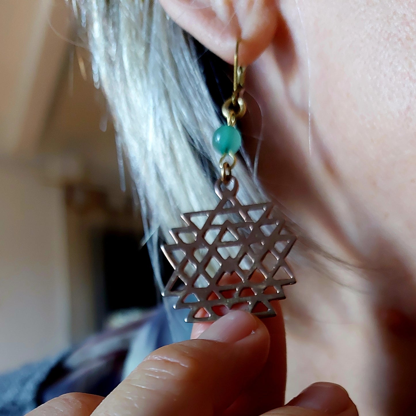 Sri Yantra di Tara Verde Orecchini in Ottone con Avventurina verde