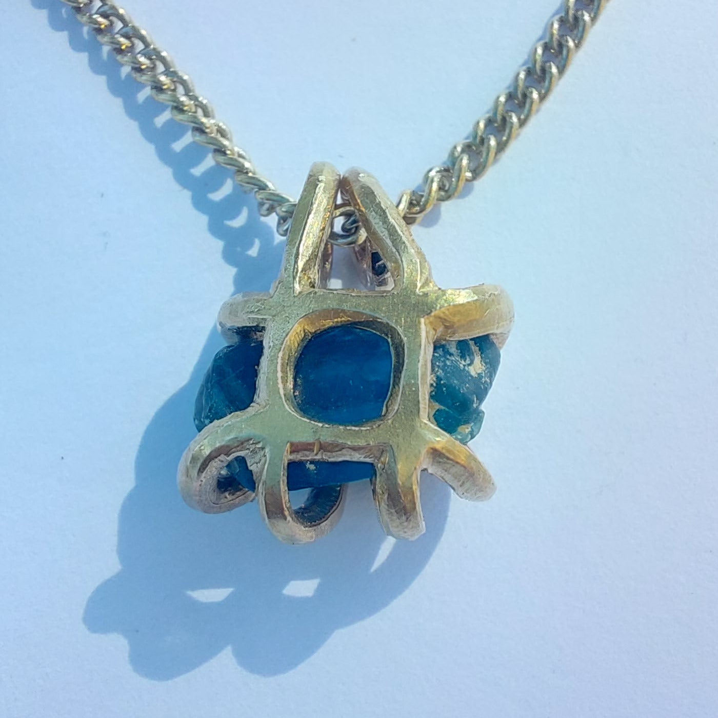 Apatite blu - OLIVE - Ciondolo Piccolo in Ottone