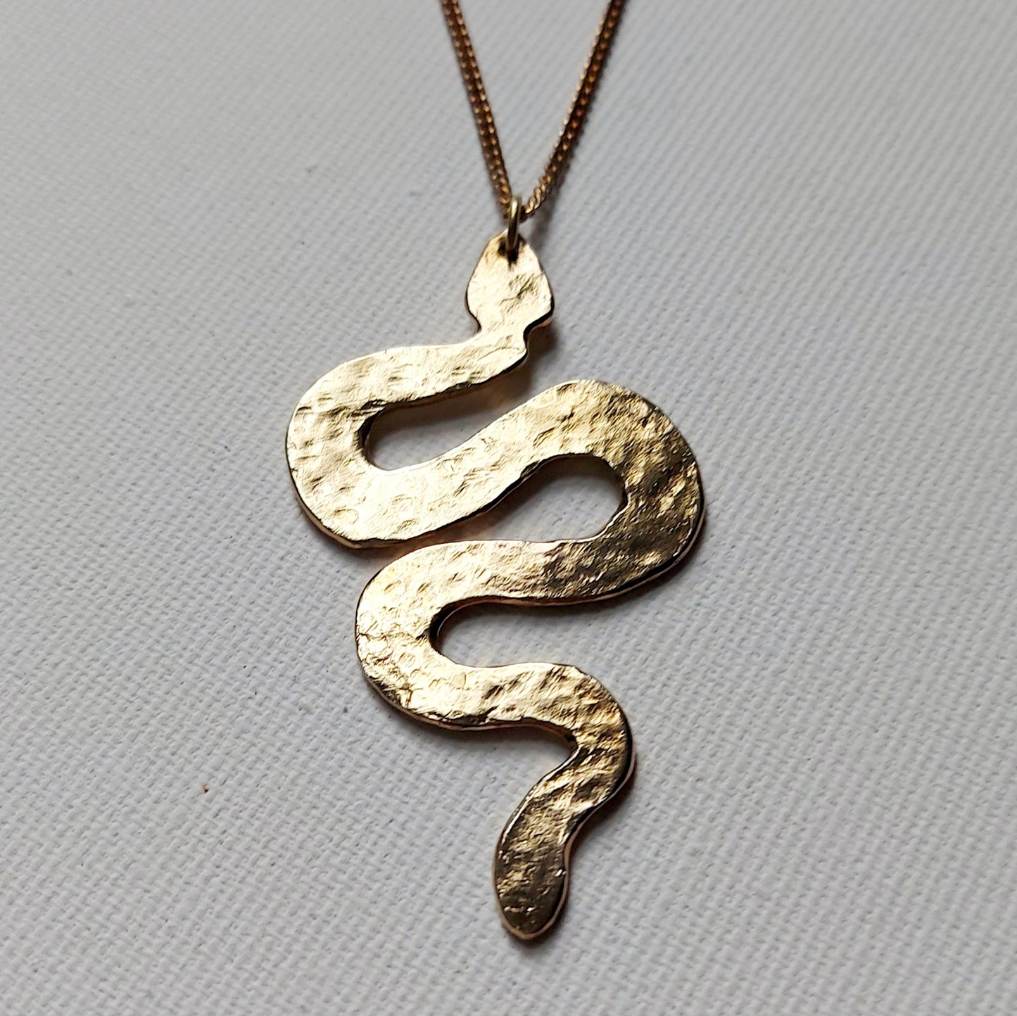 Ciondolo Serpente in Ottone