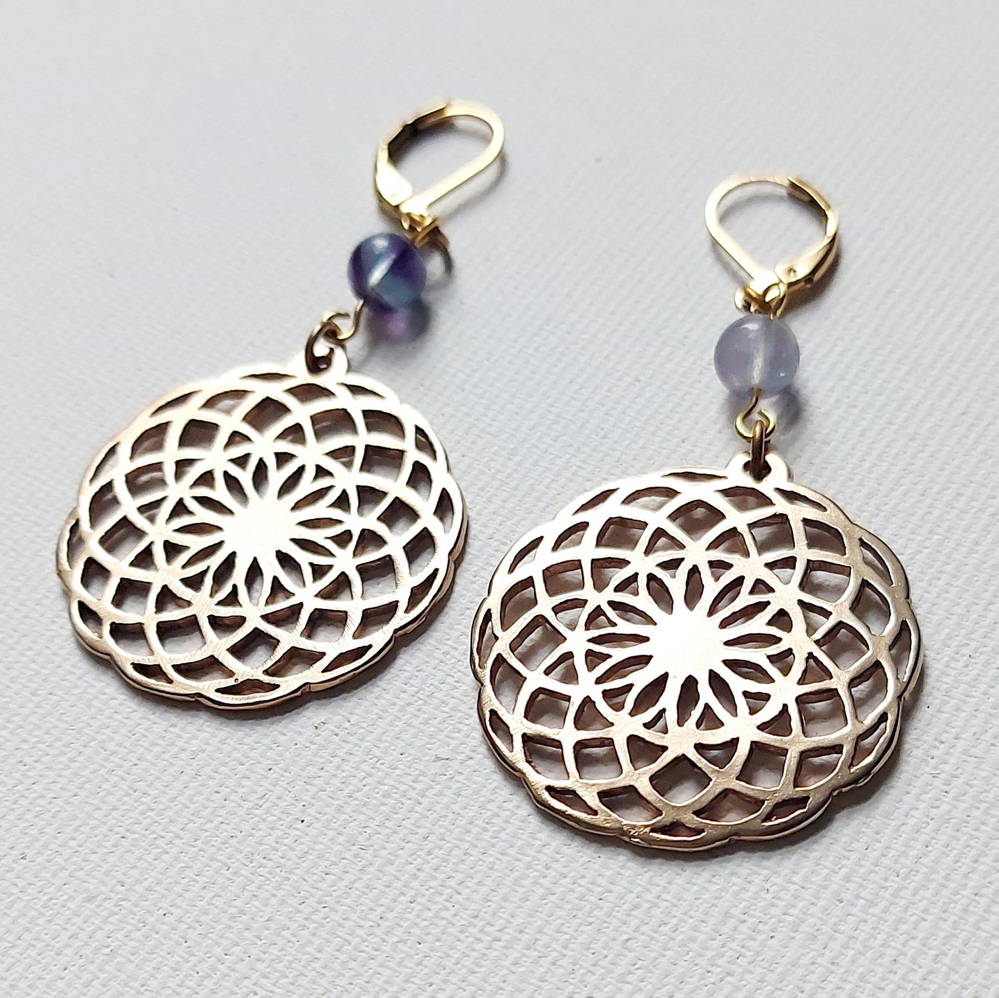 Toroide Sophia Orecchini in Ottone con Fluorite