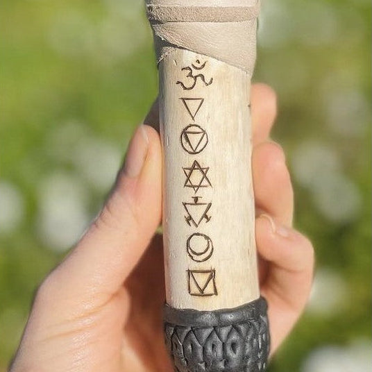 Ventaglio Sciamanico con Manico Personalizzato