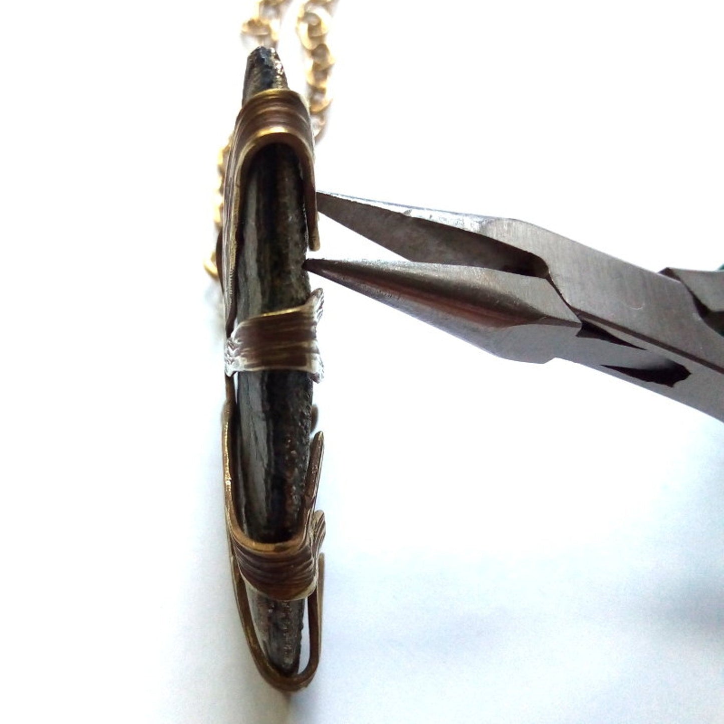 Ematite Naturale Ciondolo Grande in Ottone Etico