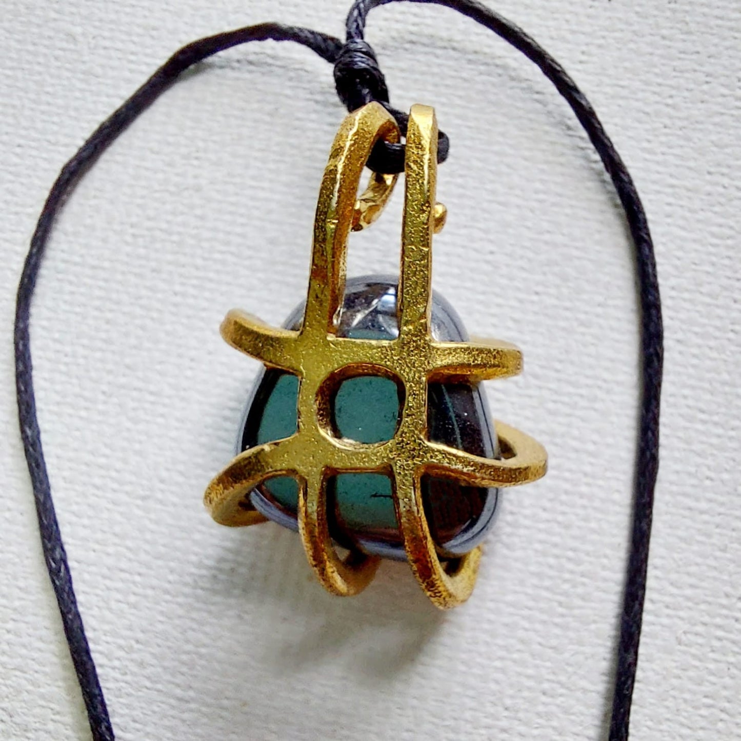 Ematite Ciondolo Piccolo in Ottone
