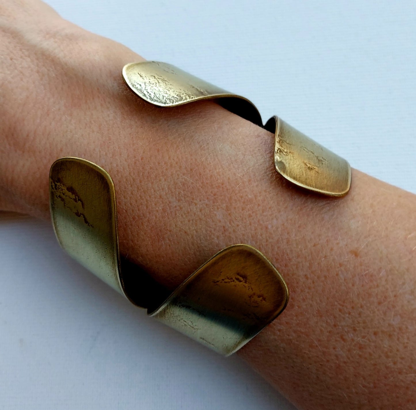 Hnoss Bracciale in Ottone Etico