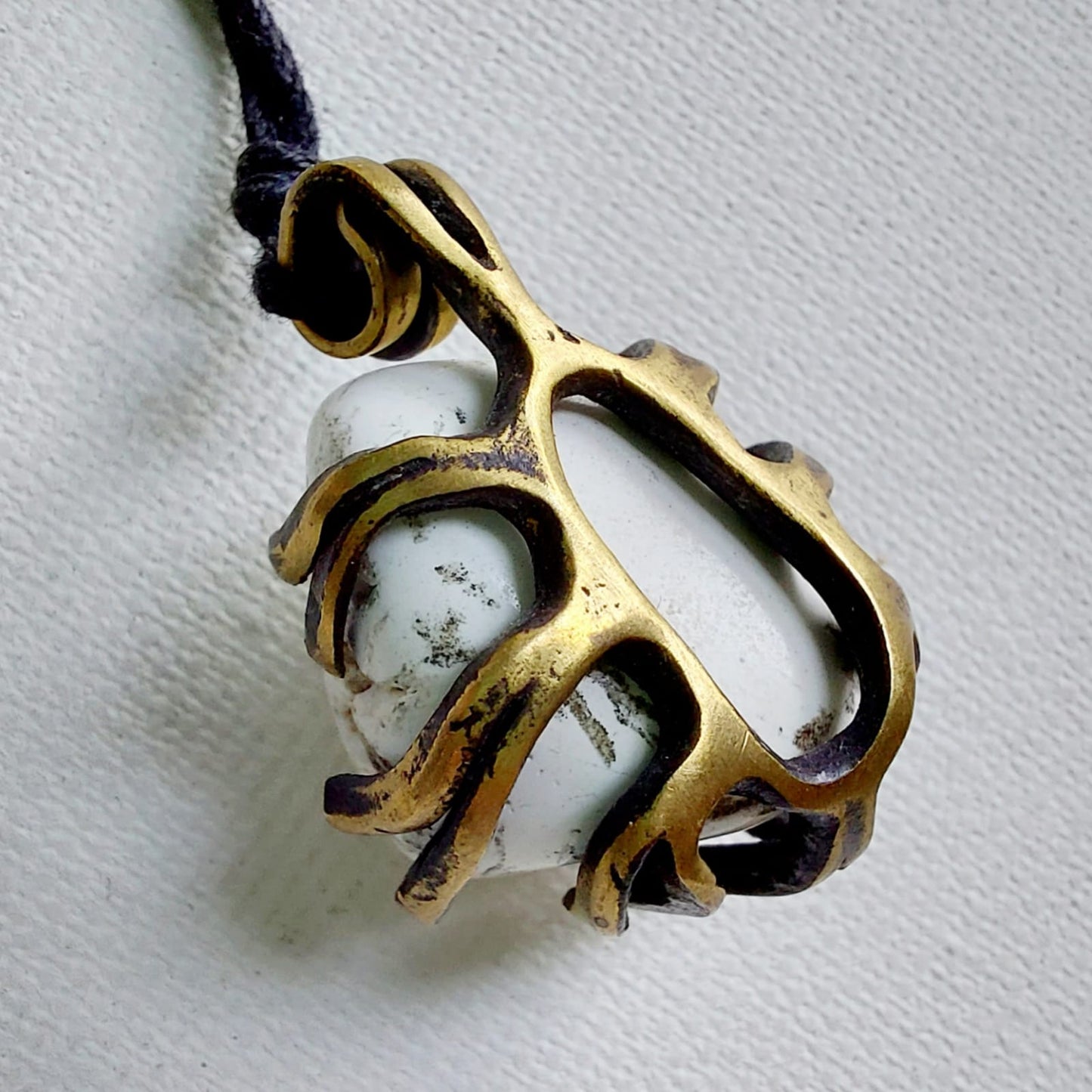 Magnesite Ciondolo Piccolo in Ottone