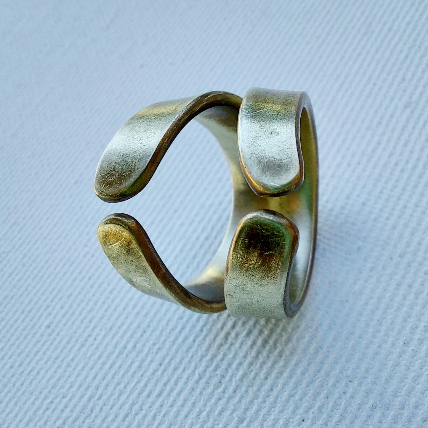 Hnoss Anello in Ottone Etico