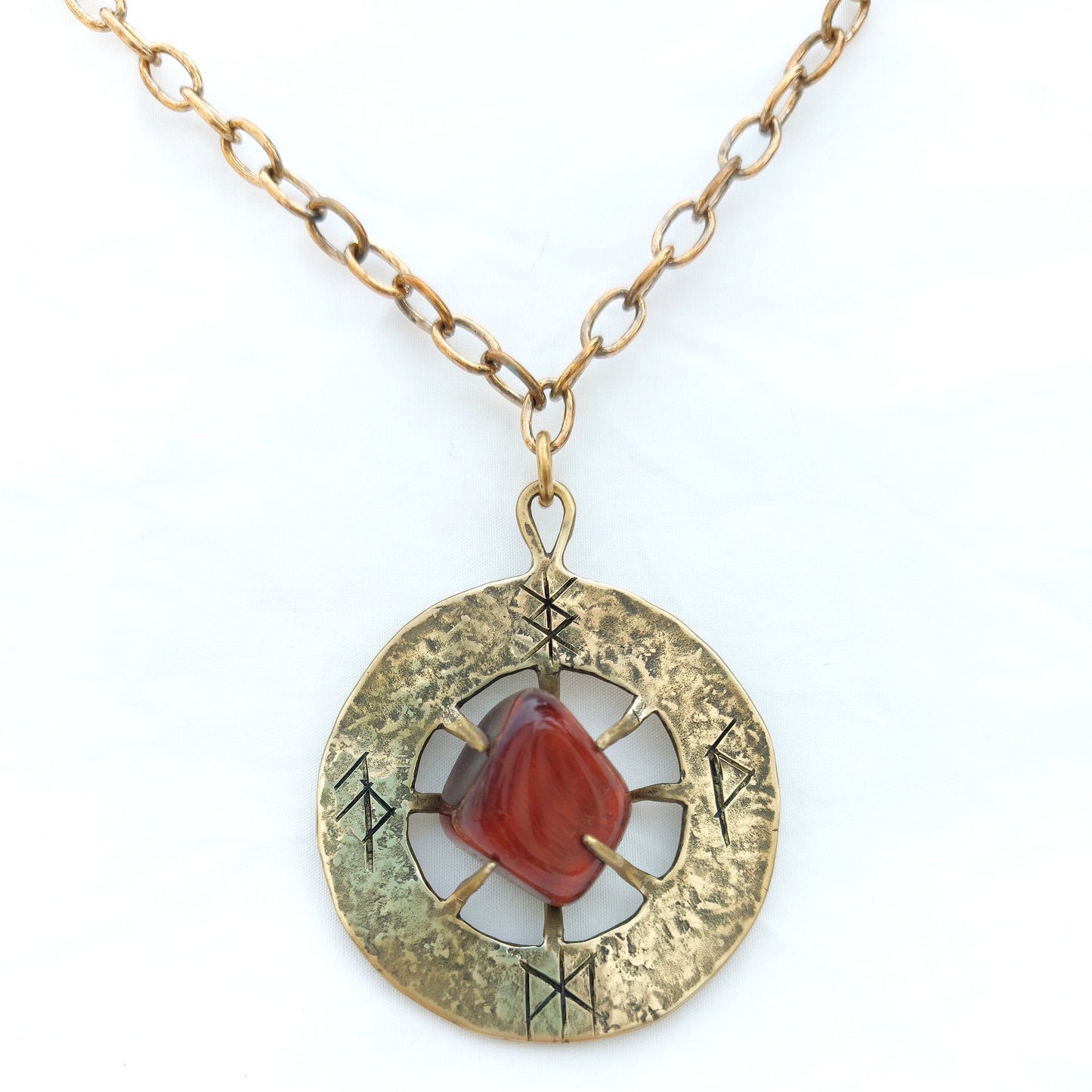 Talismano Runico Occhio di Bue con Rune Legate Ciondolo in Ottone