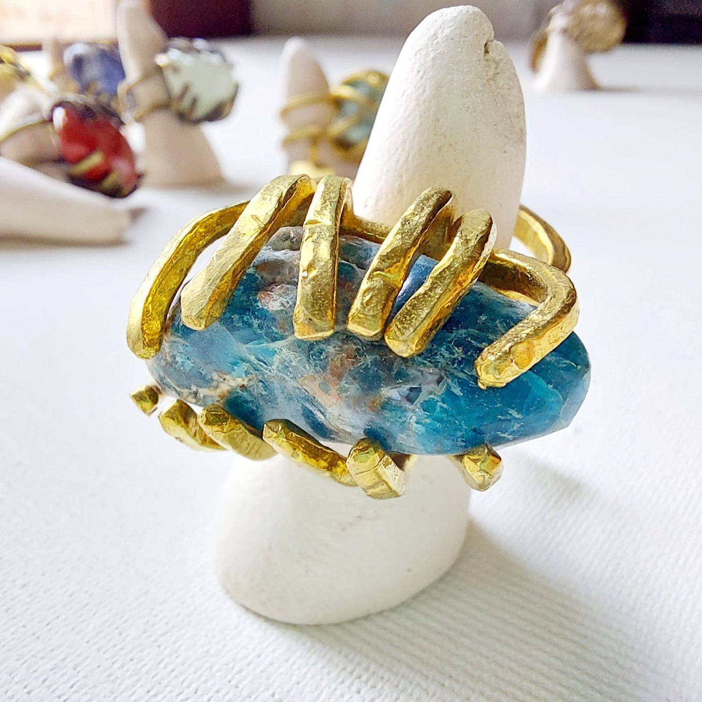 Apatite Anello delle Valkyrie in Ottone