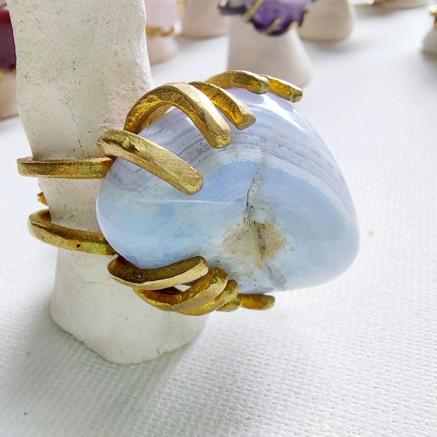 Calcedonio Anello delle Valkyrie in Ottone