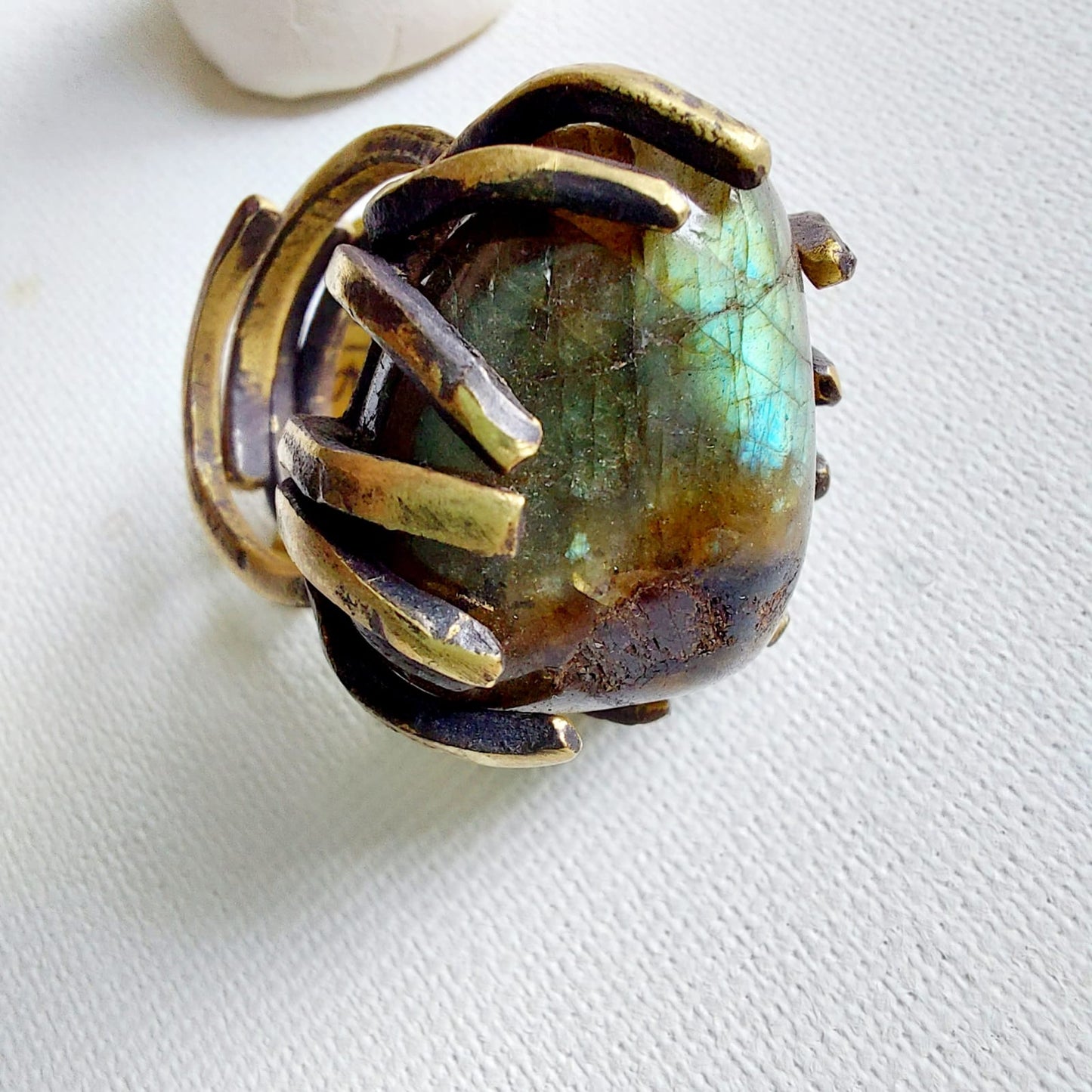 Labradorite Anello delle Valkyrie in Ottone