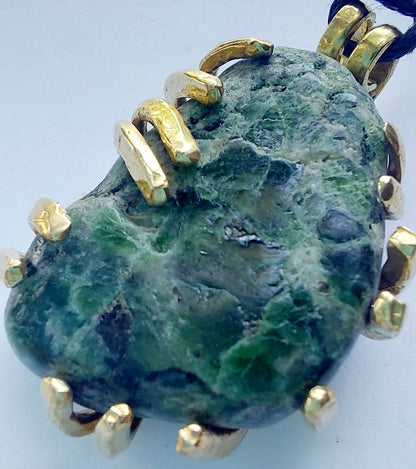 Peridoto Olivina - WALNUT - Ciondolo Piccolo in Ottone