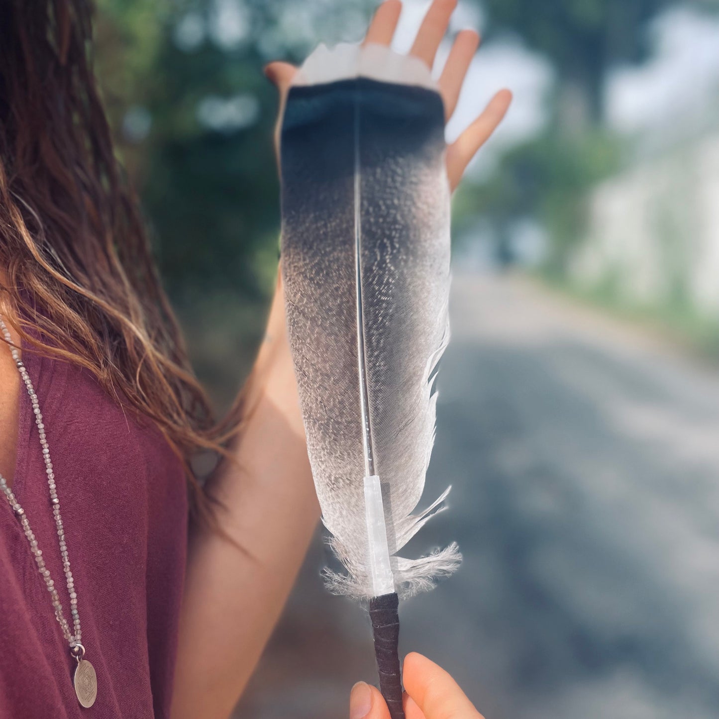 Ventaglio Sciamanico Piuma Singola Tacchino e Selenite