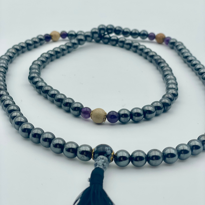 Mala in Ematite e Corallo – Collana Artigianale Indiana per Equilibrio Energetico
