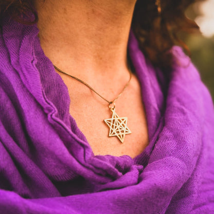 Merkaba Kuan Yin Ciondolo in Ottone