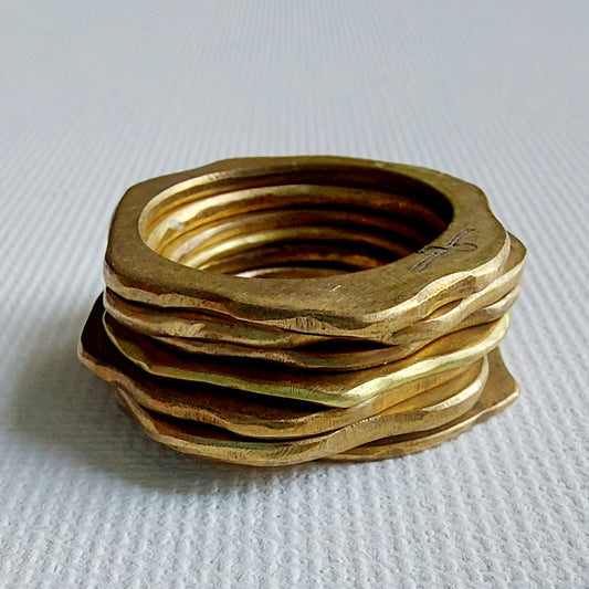 Saturnia Anello in Ottone Etico