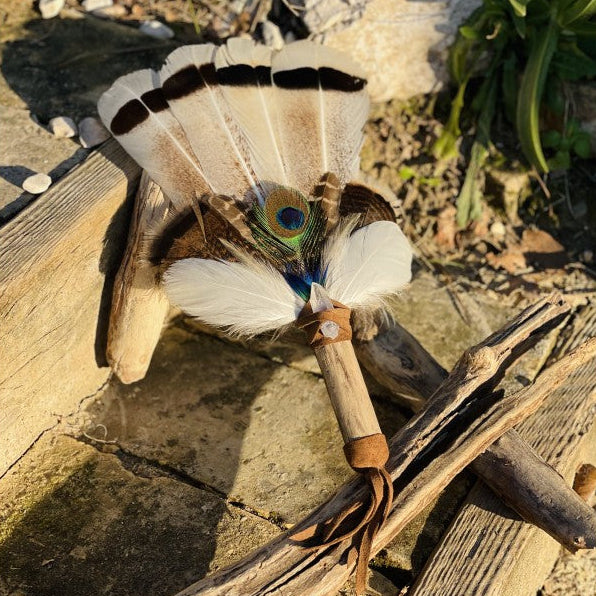 Ventaglio Sciamanico con Manico Personalizzato