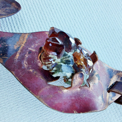 Collier "Danza d'Autunno" Cristallo di Wulfenite e Granati Hessonite in Rame Etico