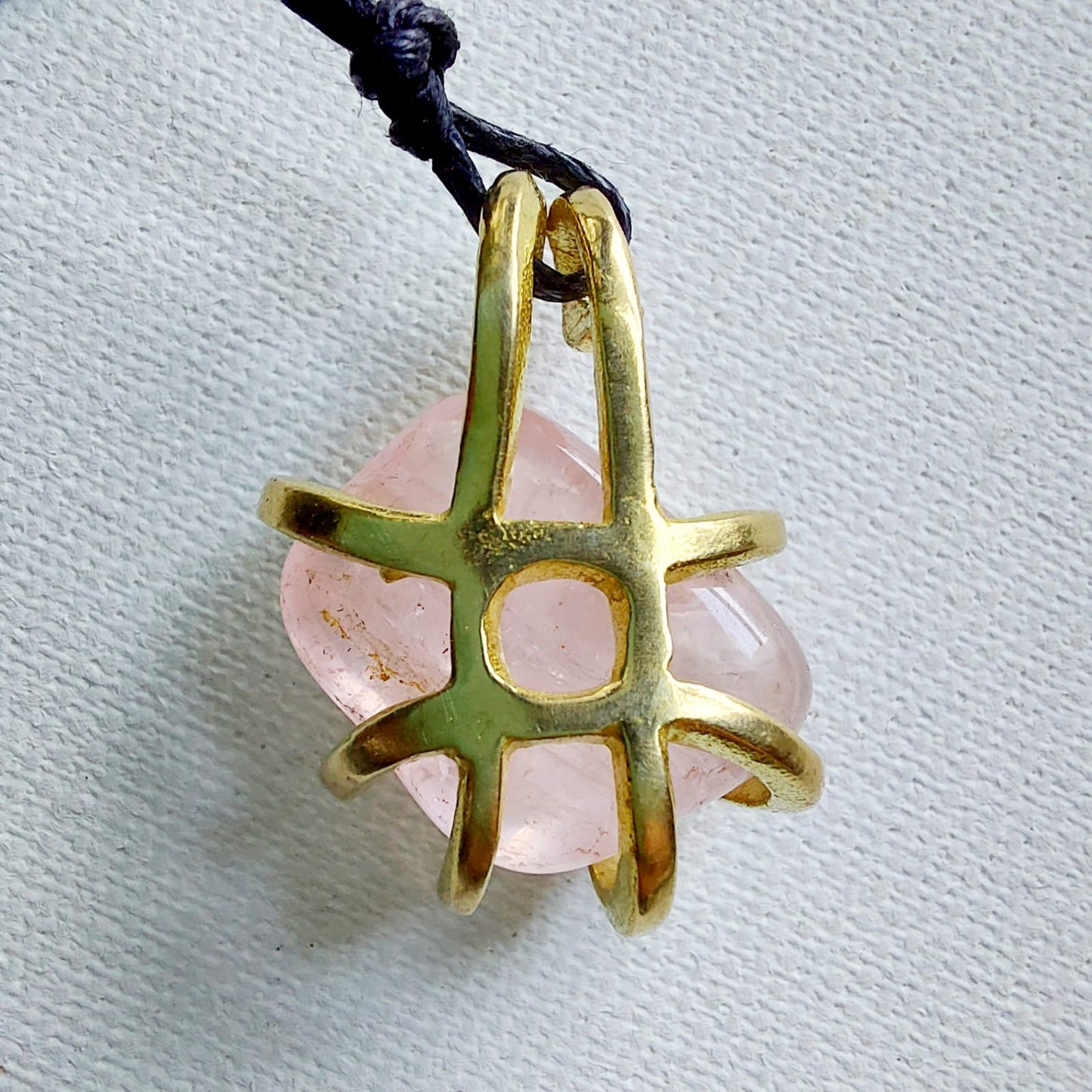 Quarzo Rosa Ciondolo Piccolo in Ottone