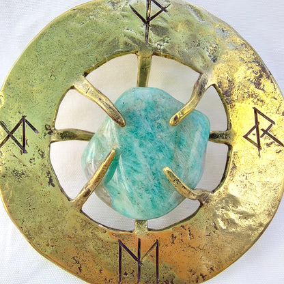 Talismano Runico Amazzonite con Rune Legate Ciondolo in Ottone