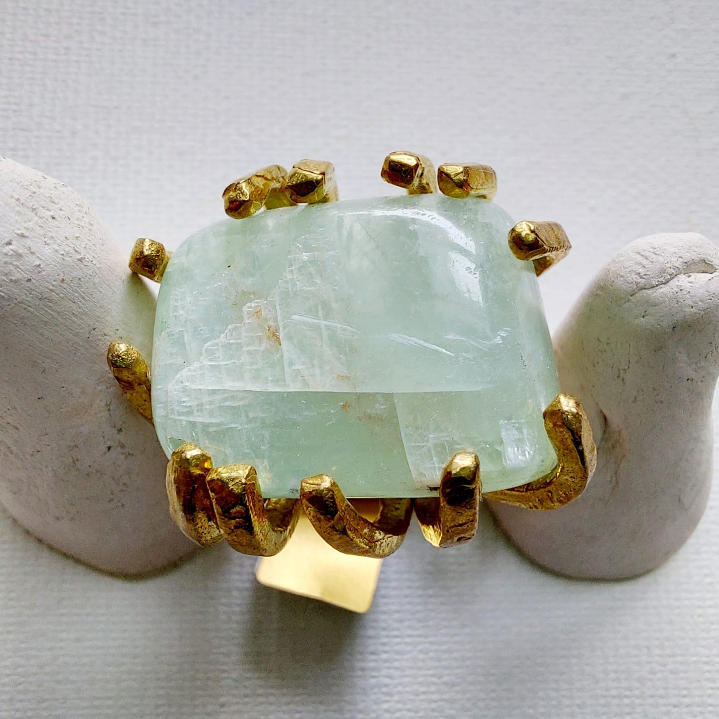 Calcite Anello delle Valkyrie in Ottone