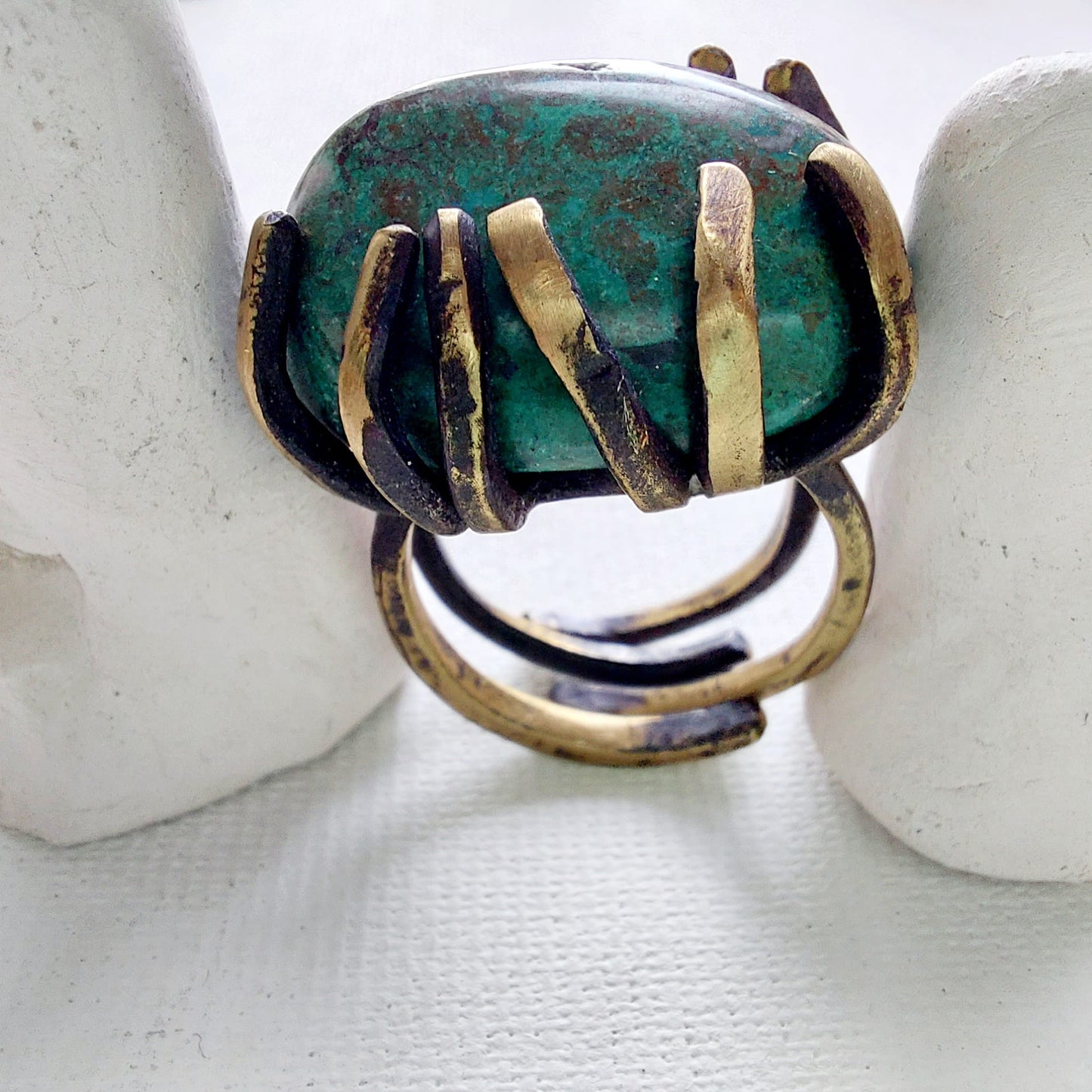 Crisocolla Anello delle Valkyrie in Ottone
