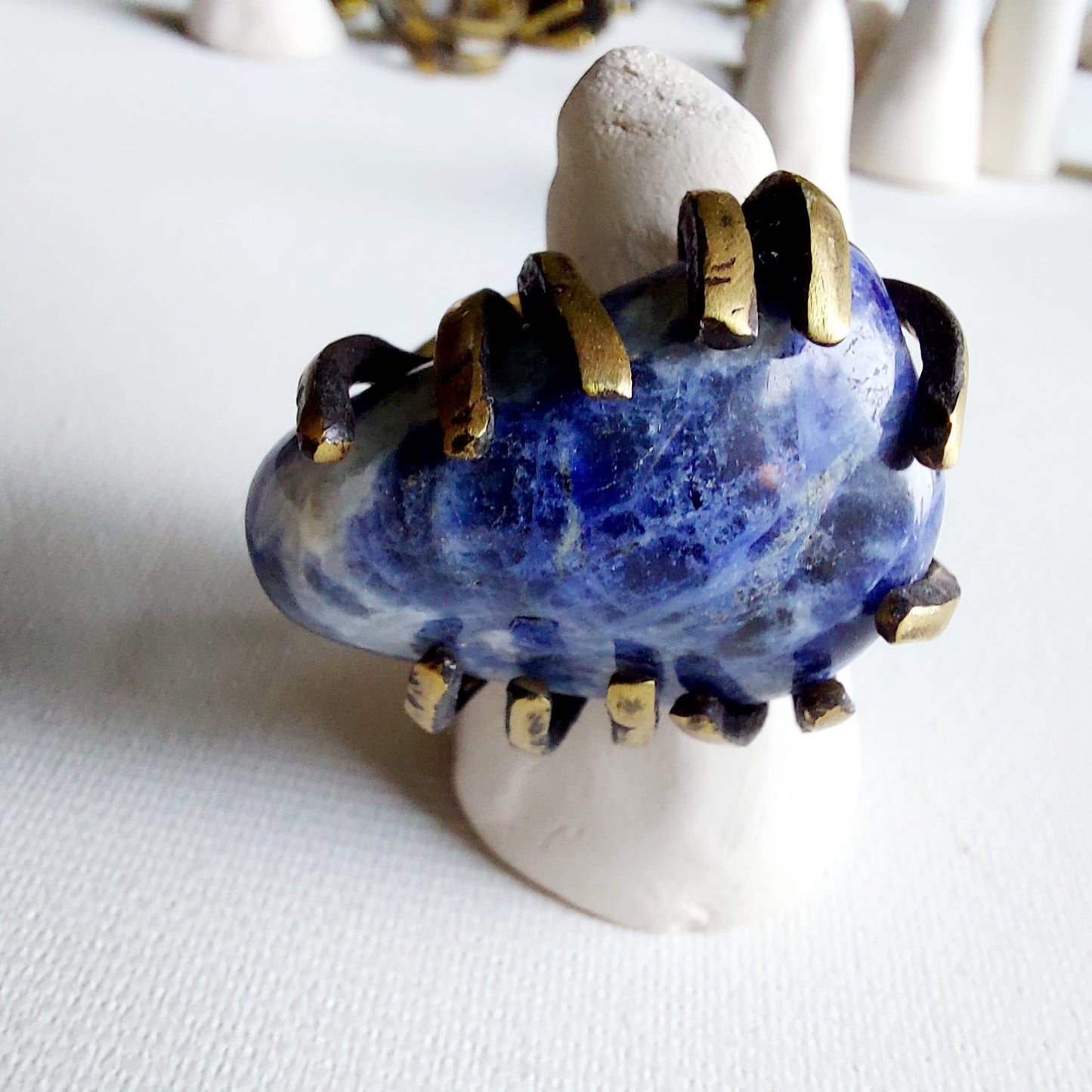 Sodalite Anello delle Valkyrie in Ottone
