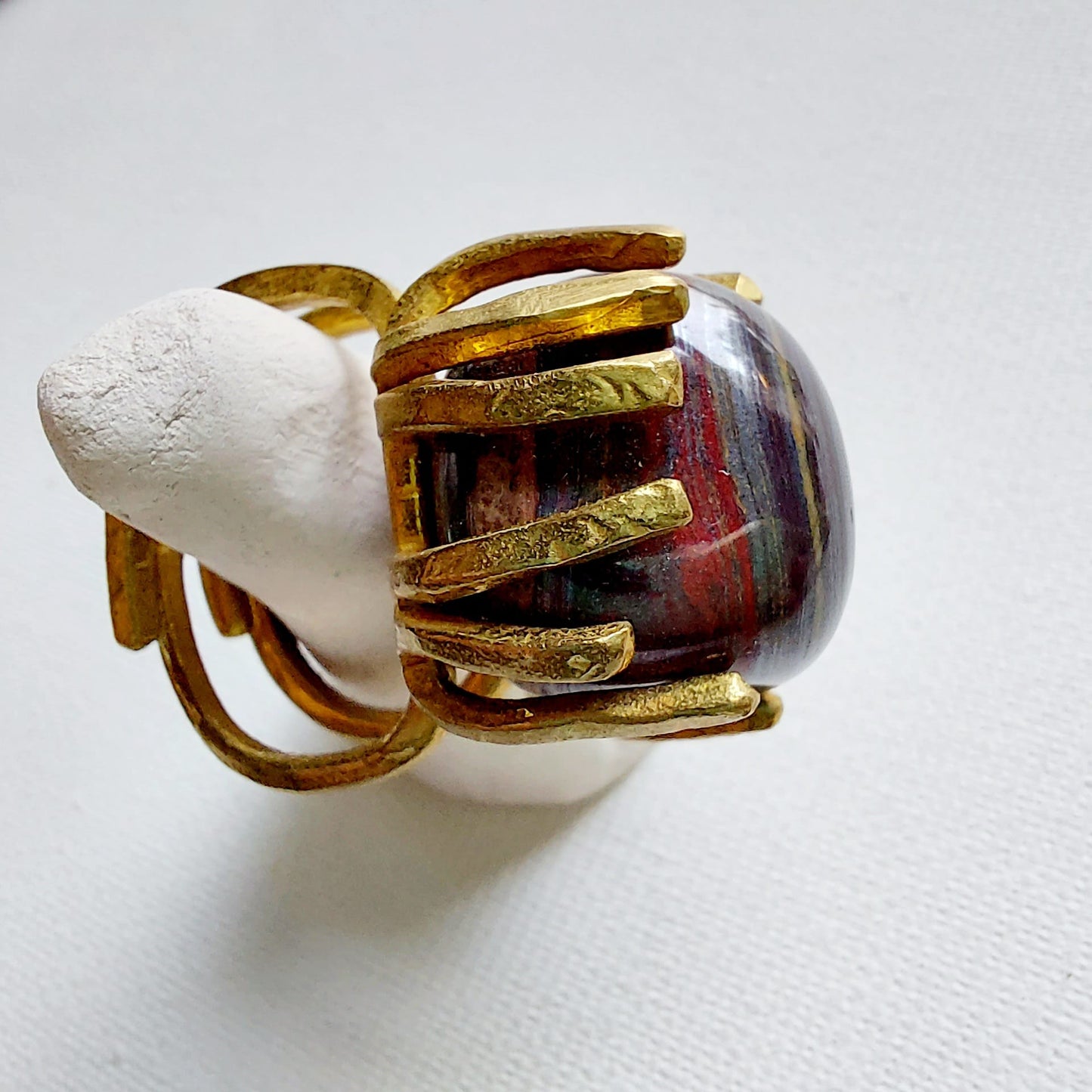 Ferro Tigrato Anello delle Valkyrie in Ottone